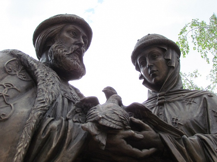 Интервью с клириками Кинельской Епархии, посвященное празднованию памяти святых Петра и Февронии.